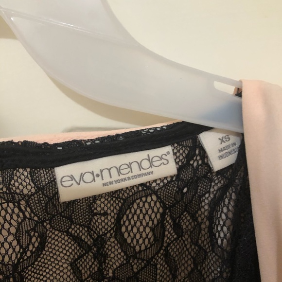 New York & Company: blush color and black dress - Picture 4 of 7